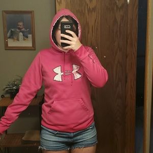 Under Armour sweatshirt